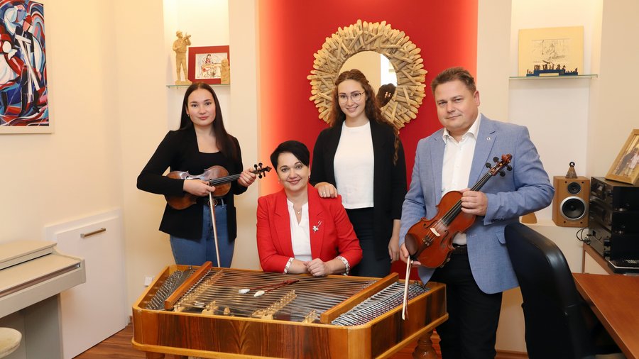 Lenka Gajdová Lenka Gajdová